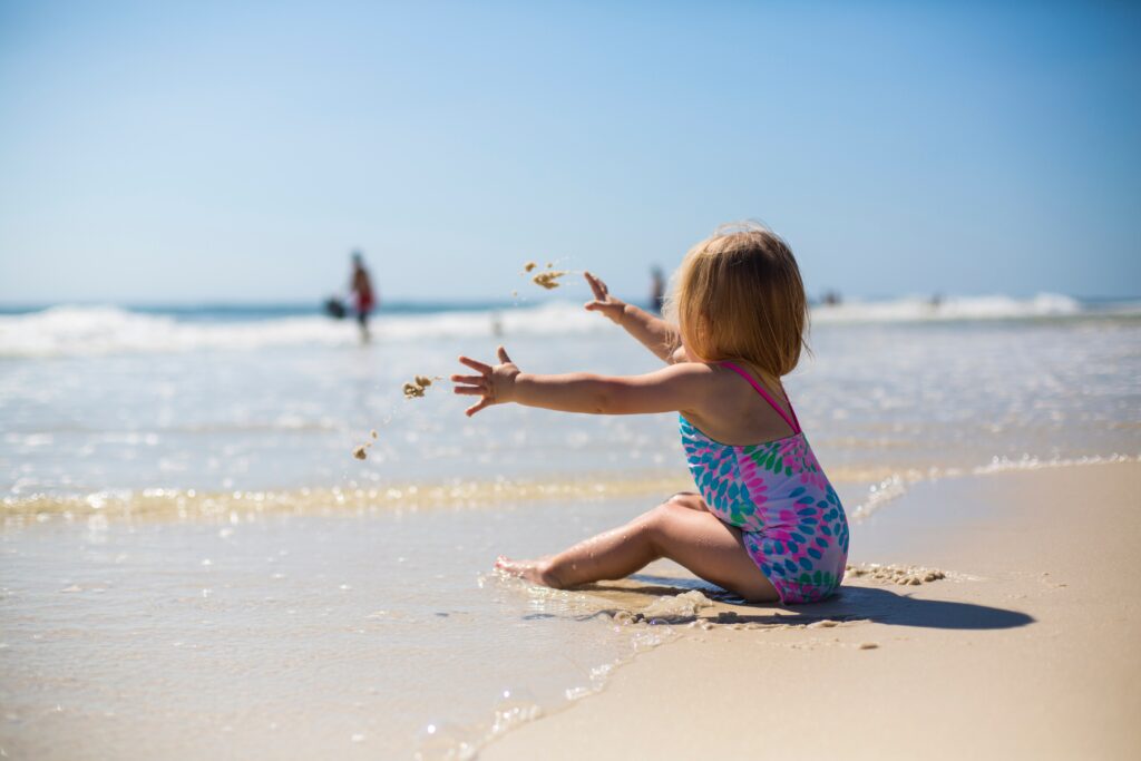 cuidados com bebê na praia